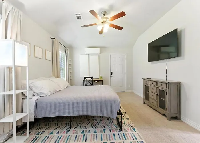 Cozy Mins To Jps, Medical City, Historic District, Zoo, Water Garden Apartamento *